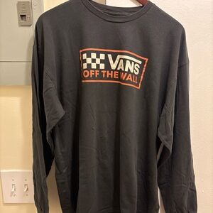 Men’s Vans Black Long Sleeve Orange box Logo size XL